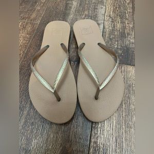 Reef flip flops, size 8.5